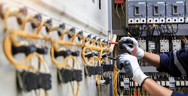 Professional Electrician technician working in Winterville, GA